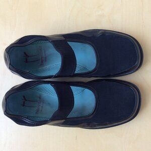 Thierry Rabotin Comfort Mary Jane's / Size US 6 EU 39 / Vibram Sole